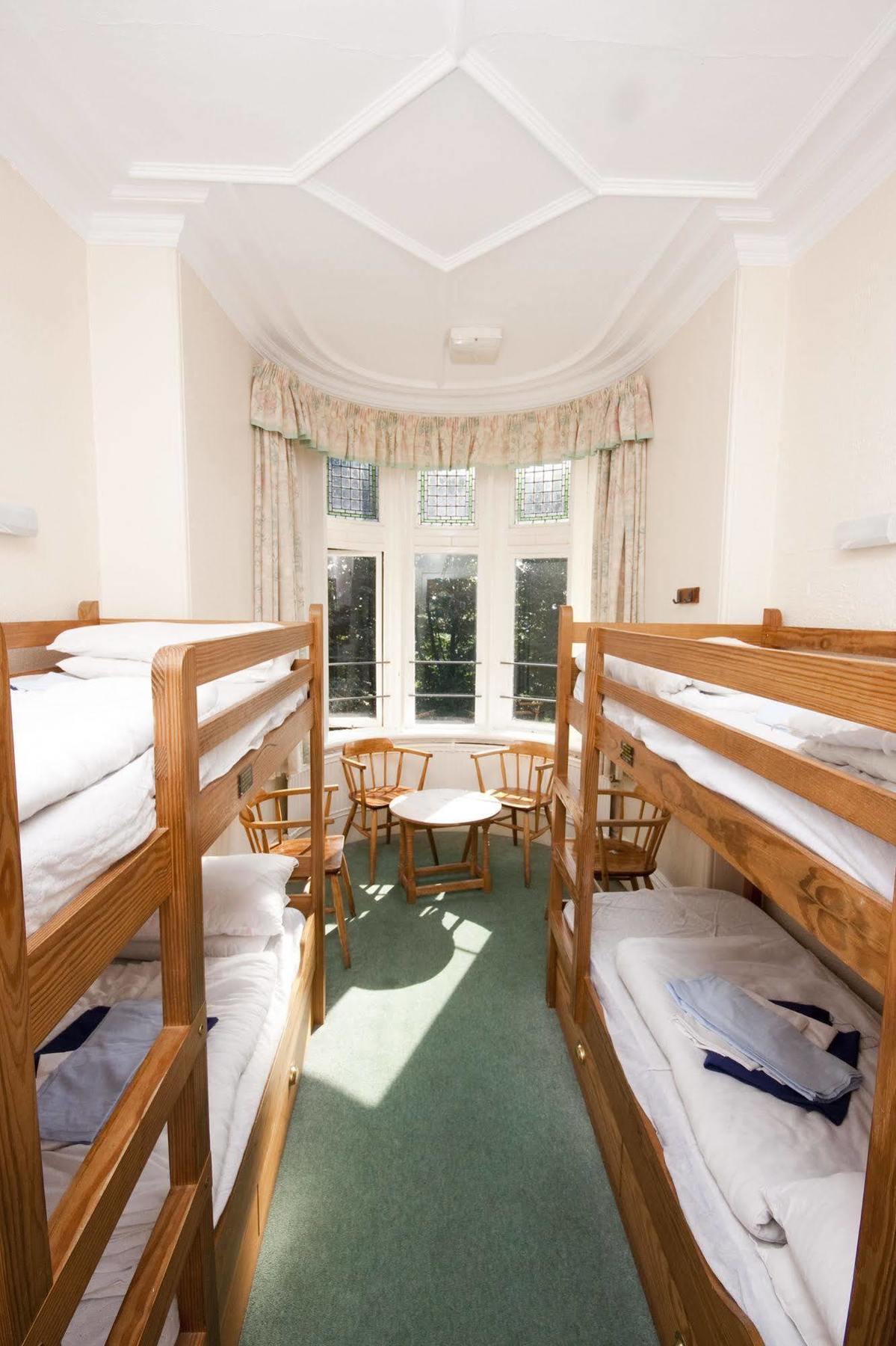 Yha Eyam Hostel Kültér fotó